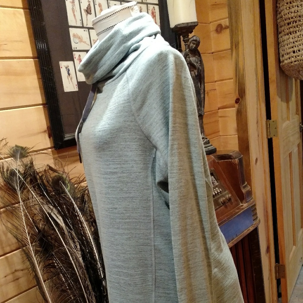 Light Blue Heatherd Gray Pullover Jacket - image 5